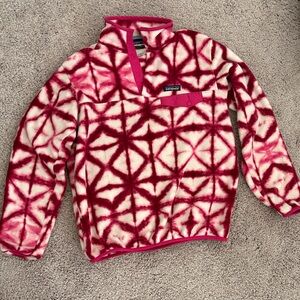 Patagonia Women's' Red and Cream Geometric Fleece